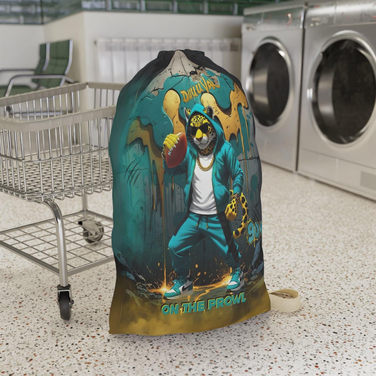 On the Prowl Laundry Bag - Image 7